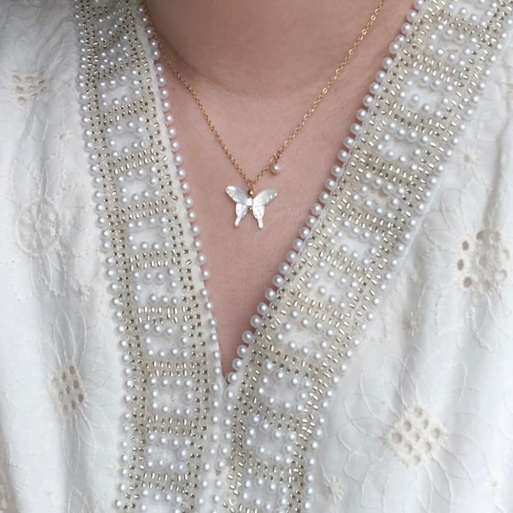 NEW 18K Gold Plated Mother of Pearl Butterfly Fresh Water Pearl Drop Necklace - Picture 11 of 13